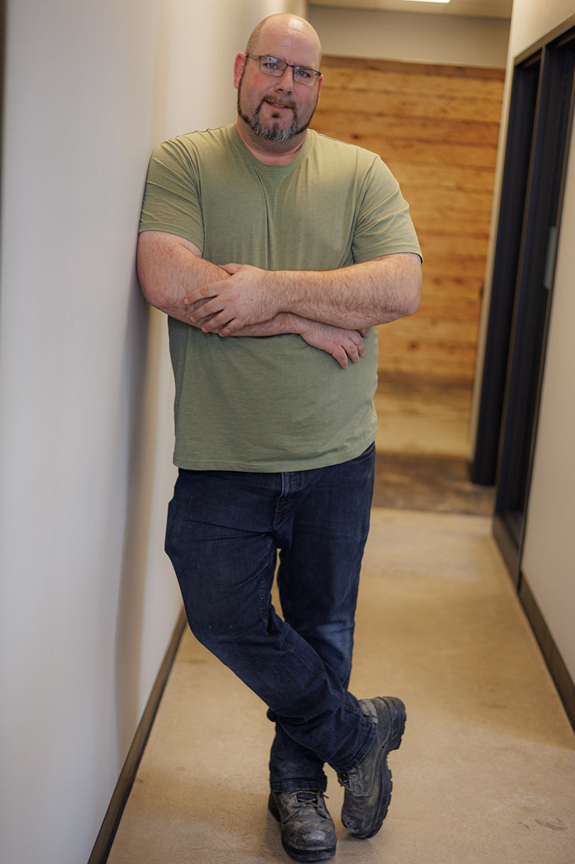 Rob standing_sm